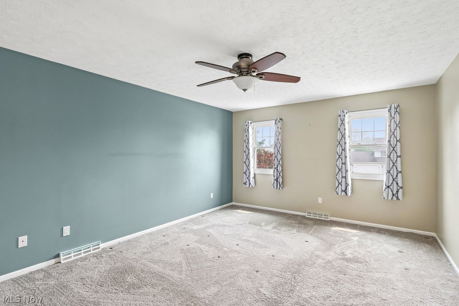 634 Marbrook Lane Avon Lake OH 44012