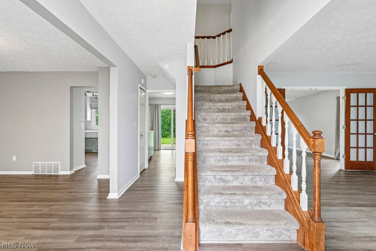 634 Marbrook Lane Avon Lake OH 44012