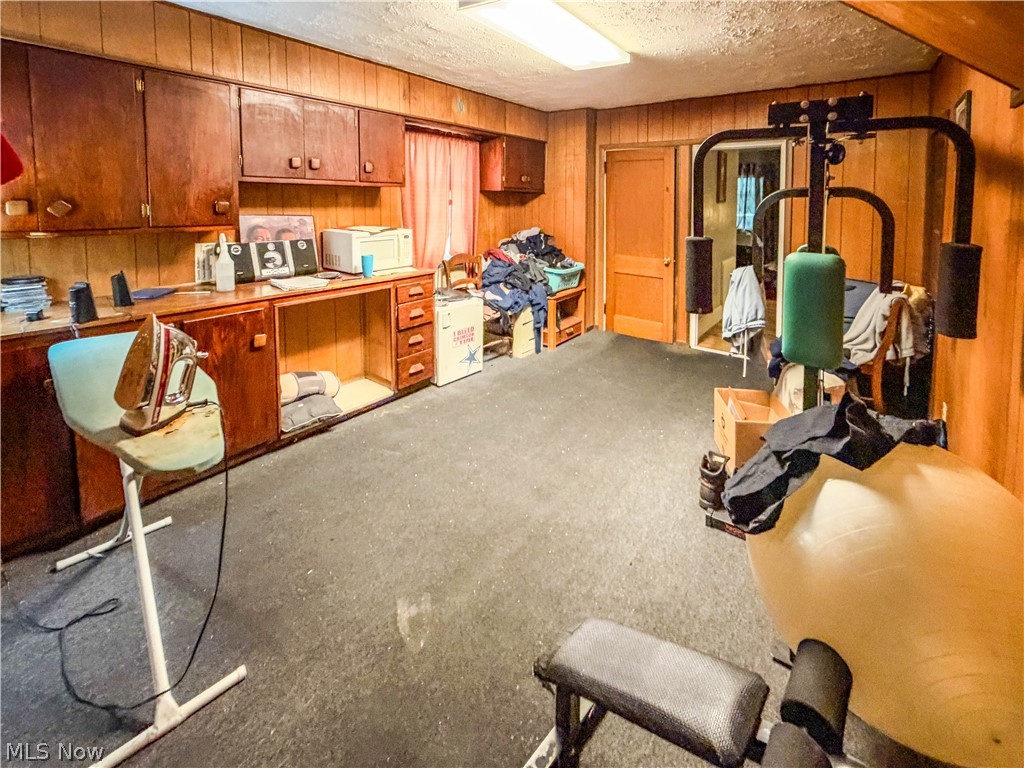174 Gordon Avenue Campbell OH 44405