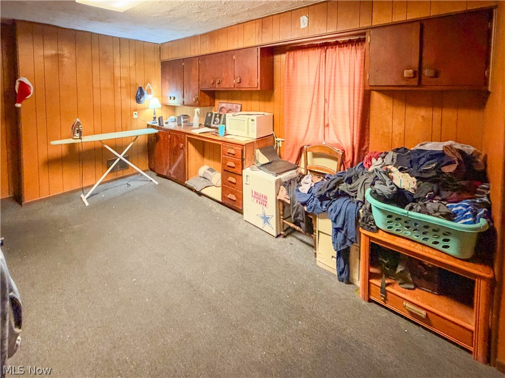 174 Gordon Avenue Campbell OH 44405