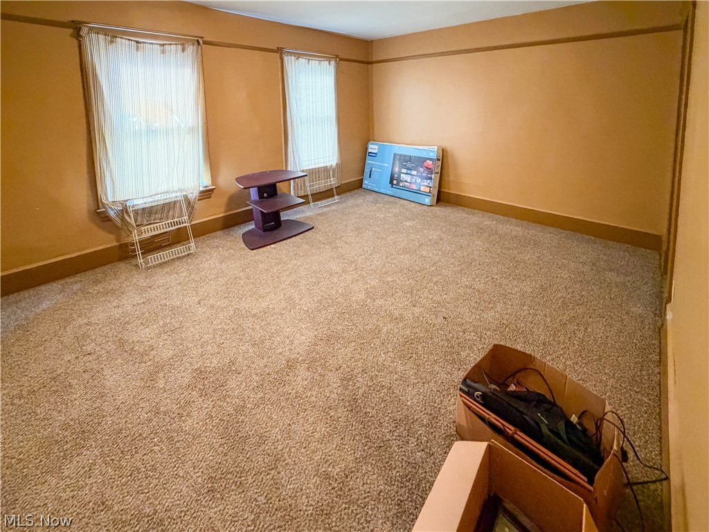 174 Gordon Avenue Campbell OH 44405