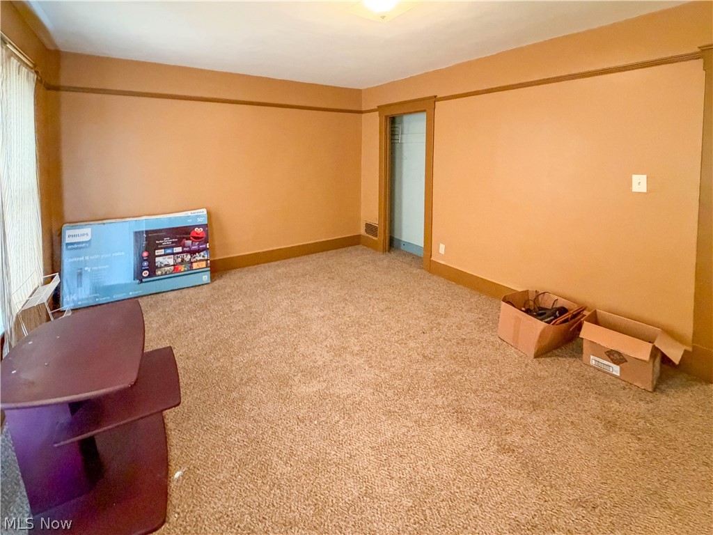 174 Gordon Avenue Campbell OH 44405