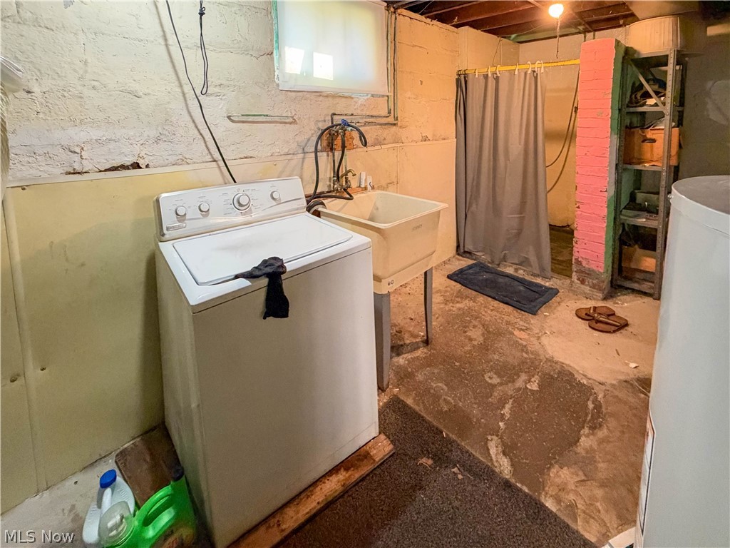 174 Gordon Avenue Campbell OH 44405