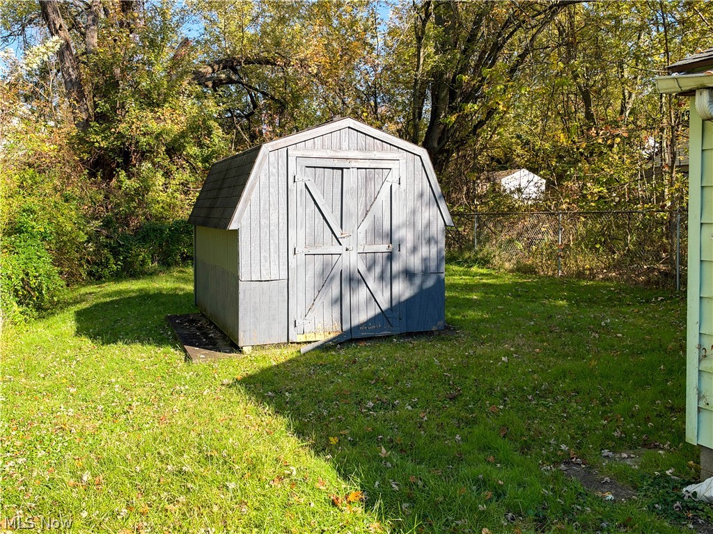 174 Gordon Avenue Campbell OH 44405