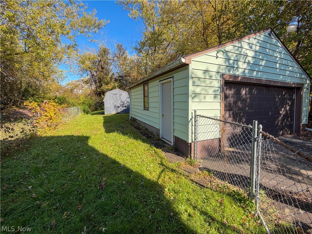 174 Gordon Avenue Campbell OH 44405