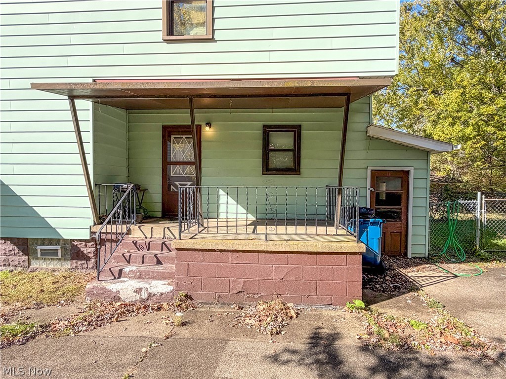 174 Gordon Avenue Campbell OH 44405