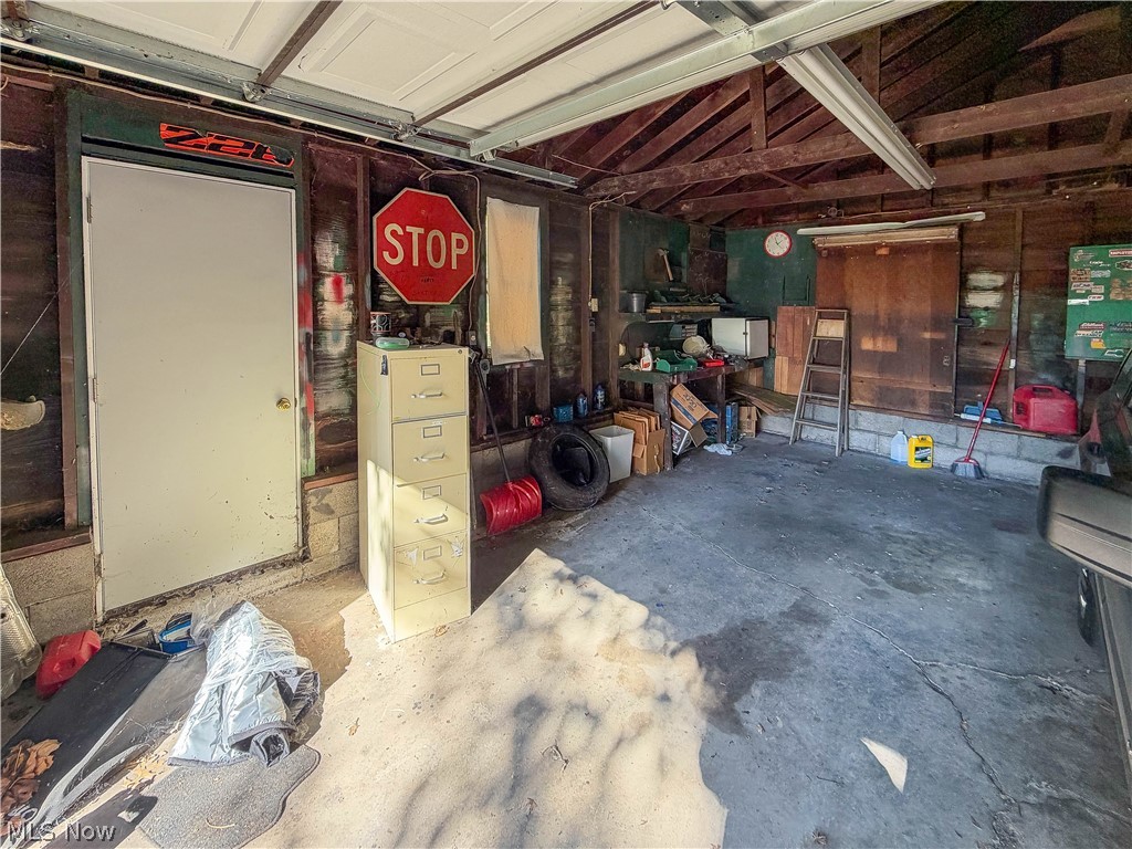 174 Gordon Avenue Campbell OH 44405