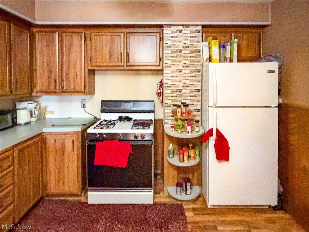 174 Gordon Avenue Campbell OH 44405
