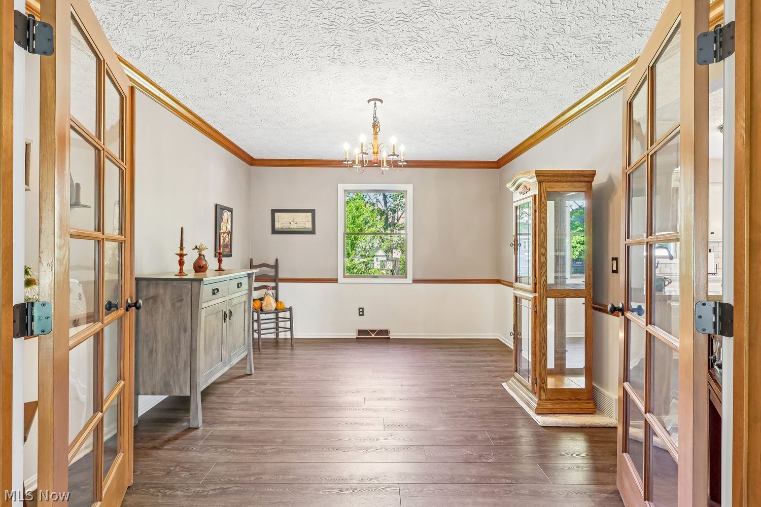 19585 Castletown Drive Strongsville OH 44136