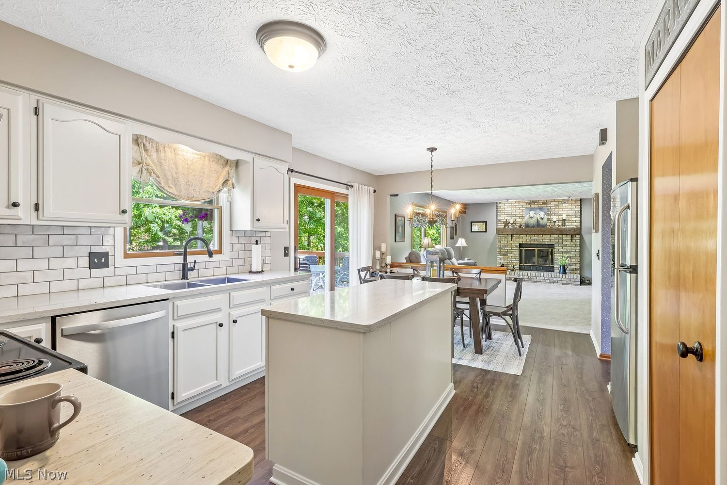 19585 Castletown Drive Strongsville OH 44136