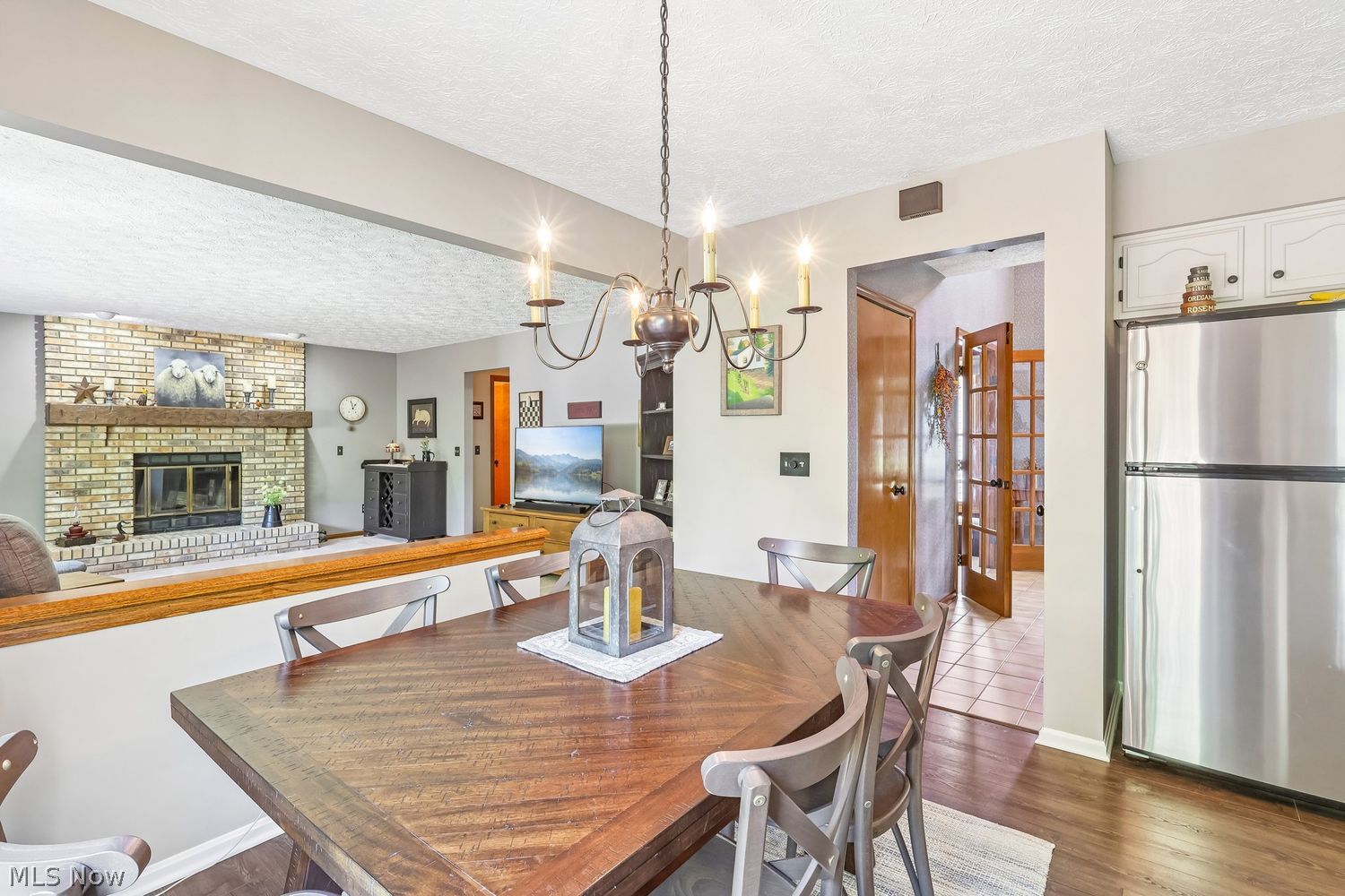 19585 Castletown Drive Strongsville OH 44136