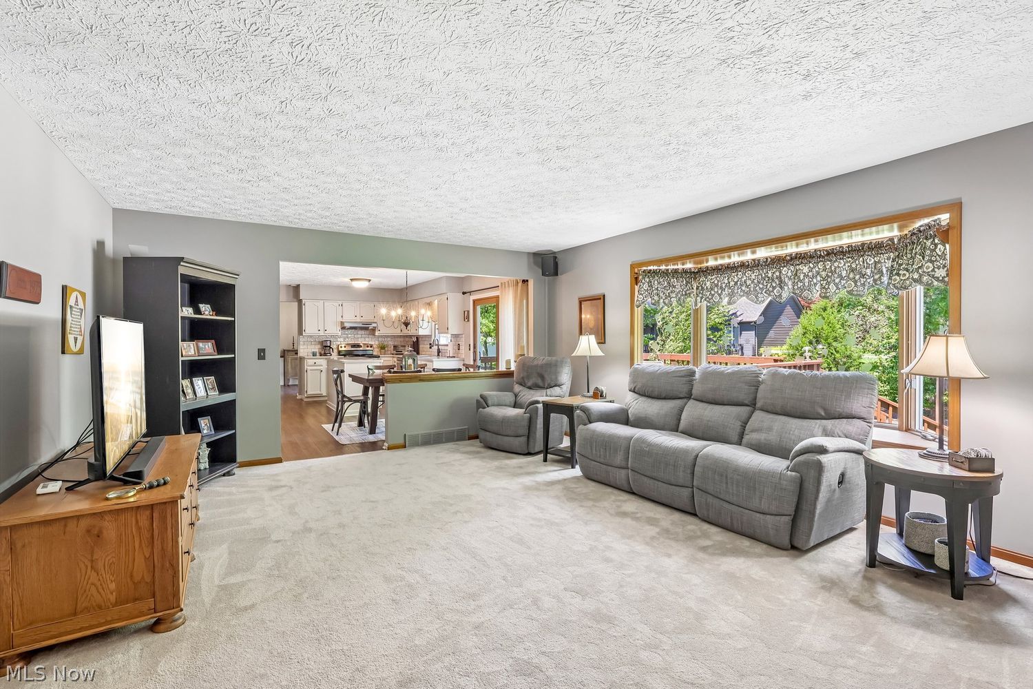 19585 Castletown Drive Strongsville OH 44136