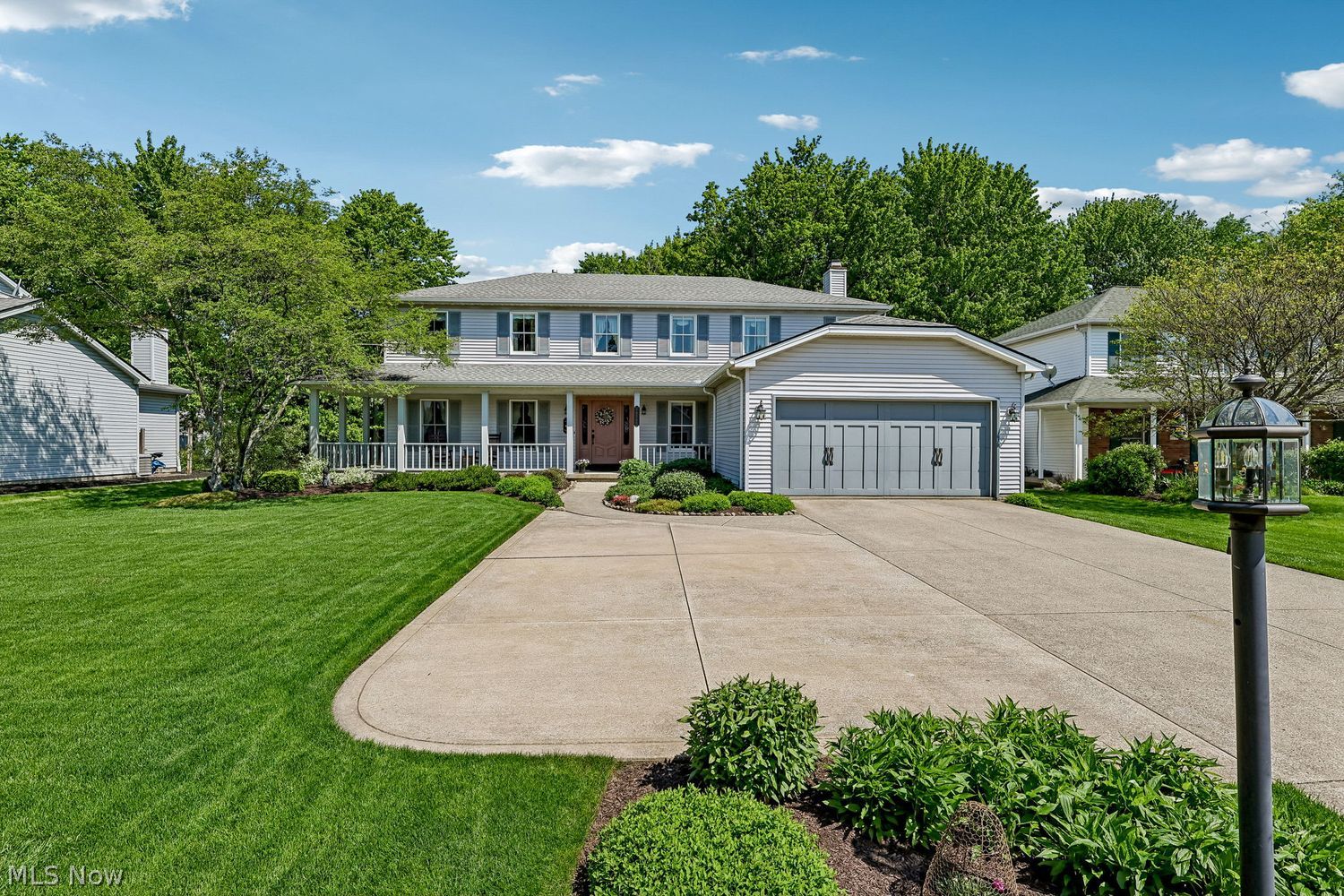 19585 Castletown Drive Strongsville OH 44136