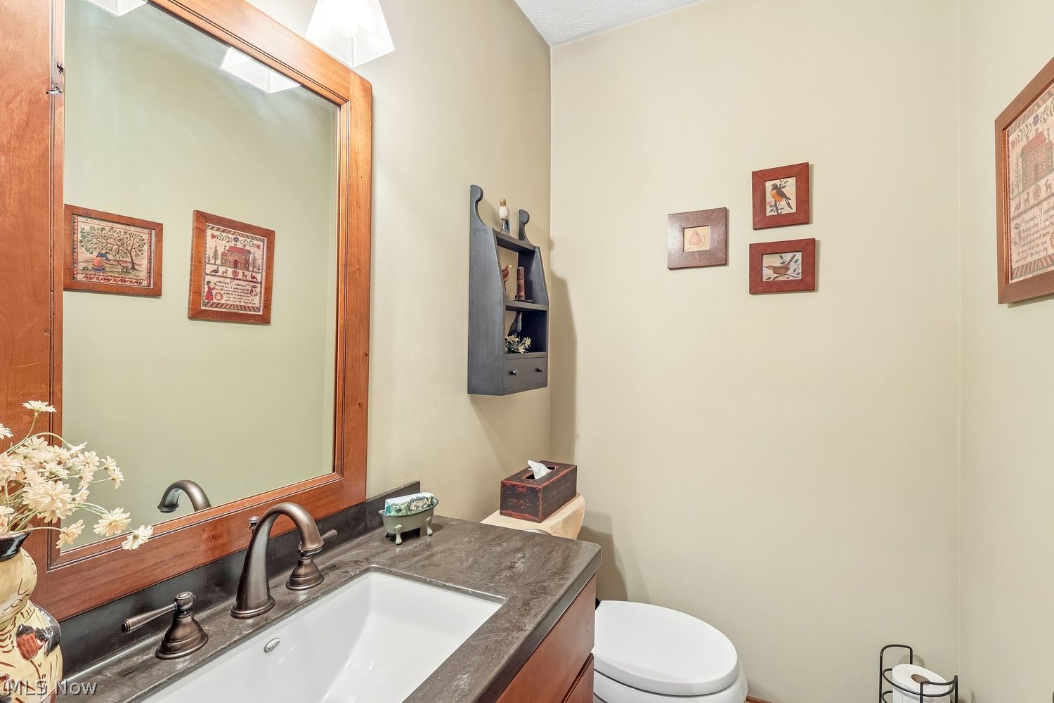19585 Castletown Drive Strongsville OH 44136