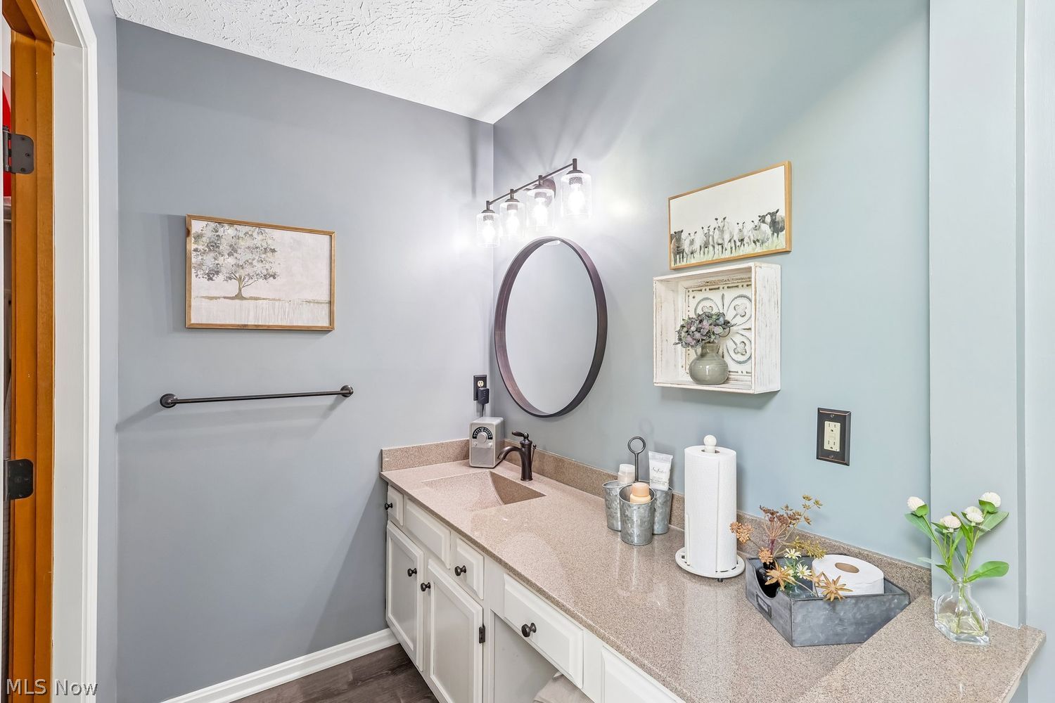 19585 Castletown Drive Strongsville OH 44136