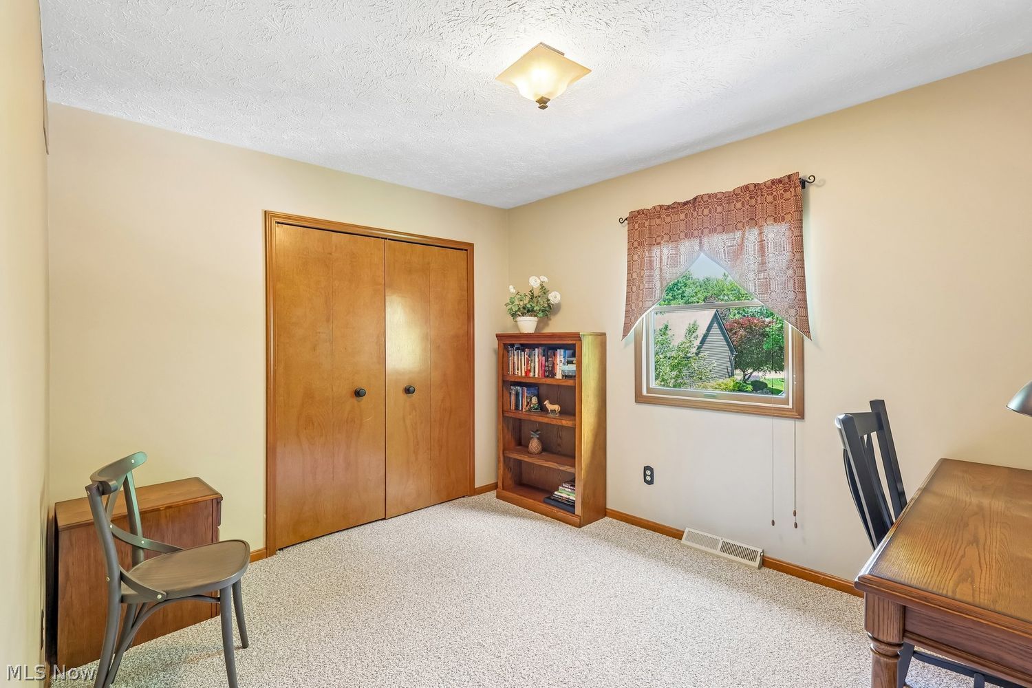19585 Castletown Drive Strongsville OH 44136