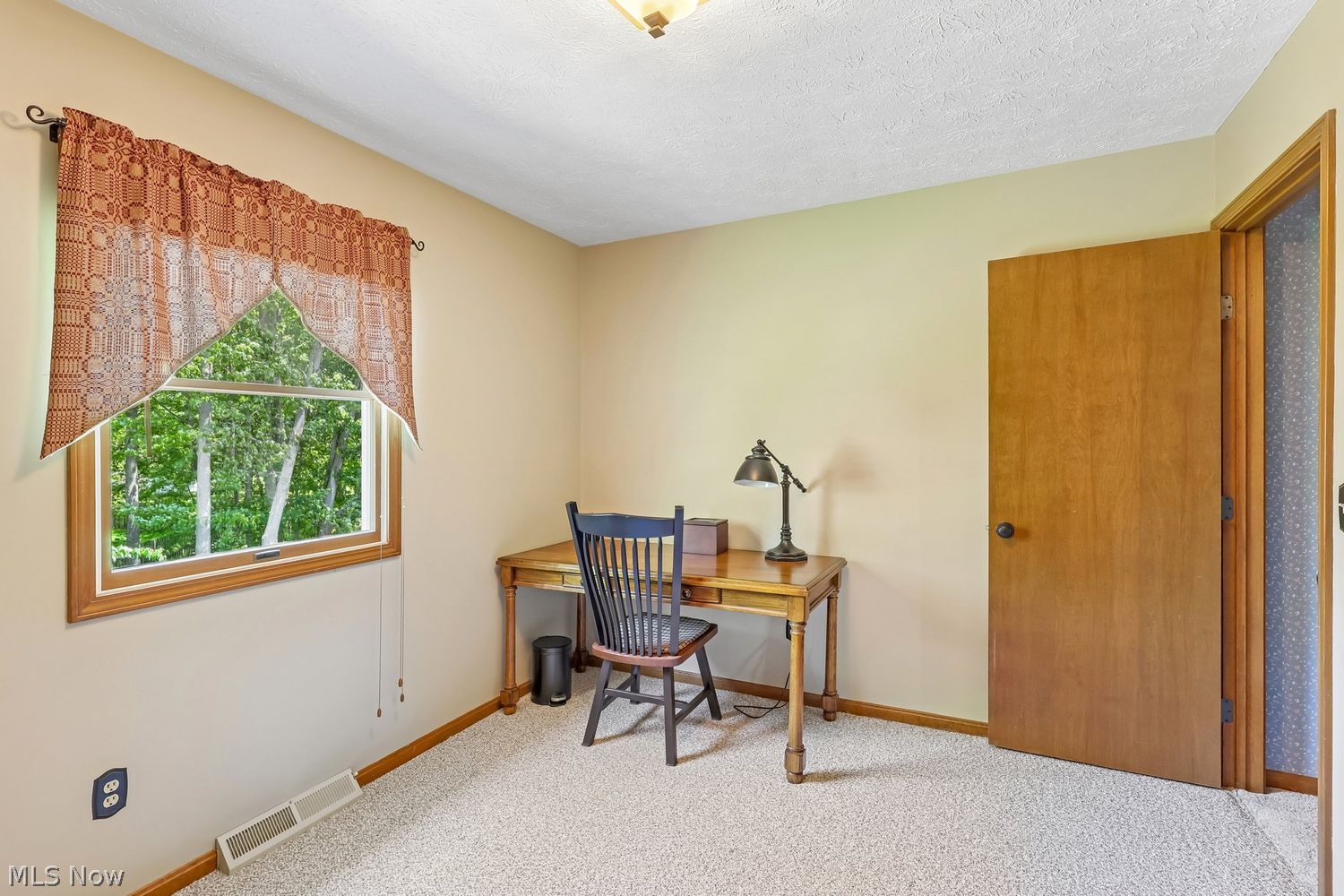 19585 Castletown Drive Strongsville OH 44136
