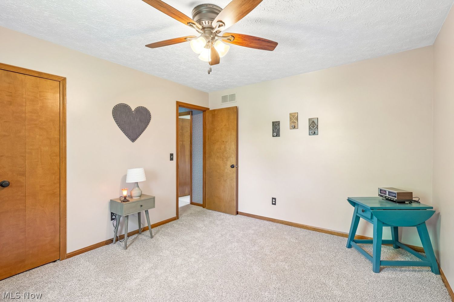 19585 Castletown Drive Strongsville OH 44136