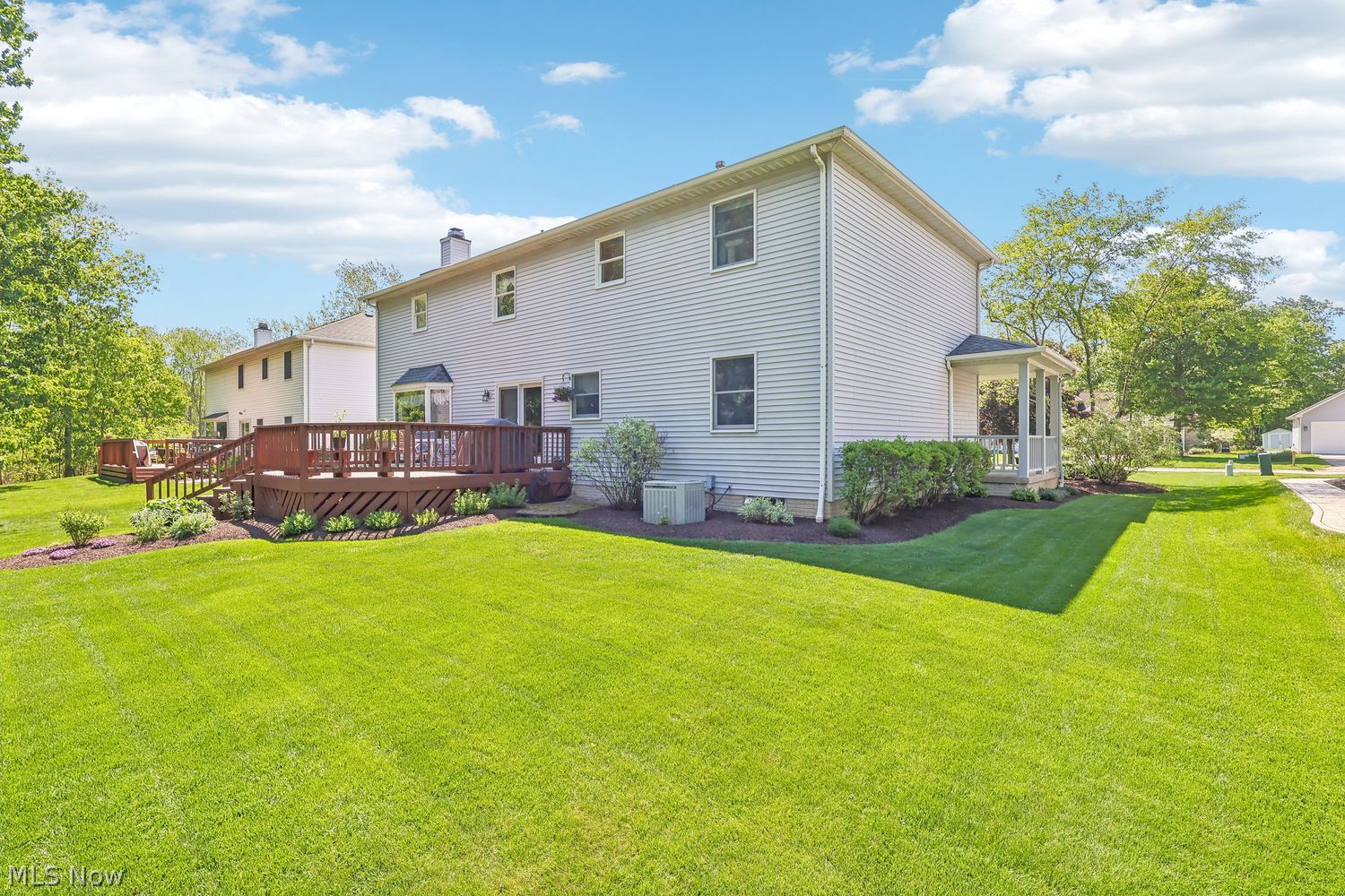 19585 Castletown Drive Strongsville OH 44136