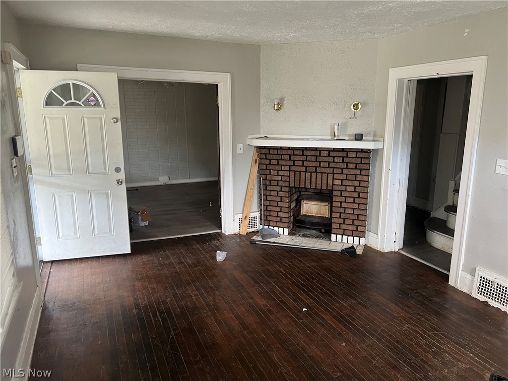 11510 Shadeland Avenue Cleveland OH 44108