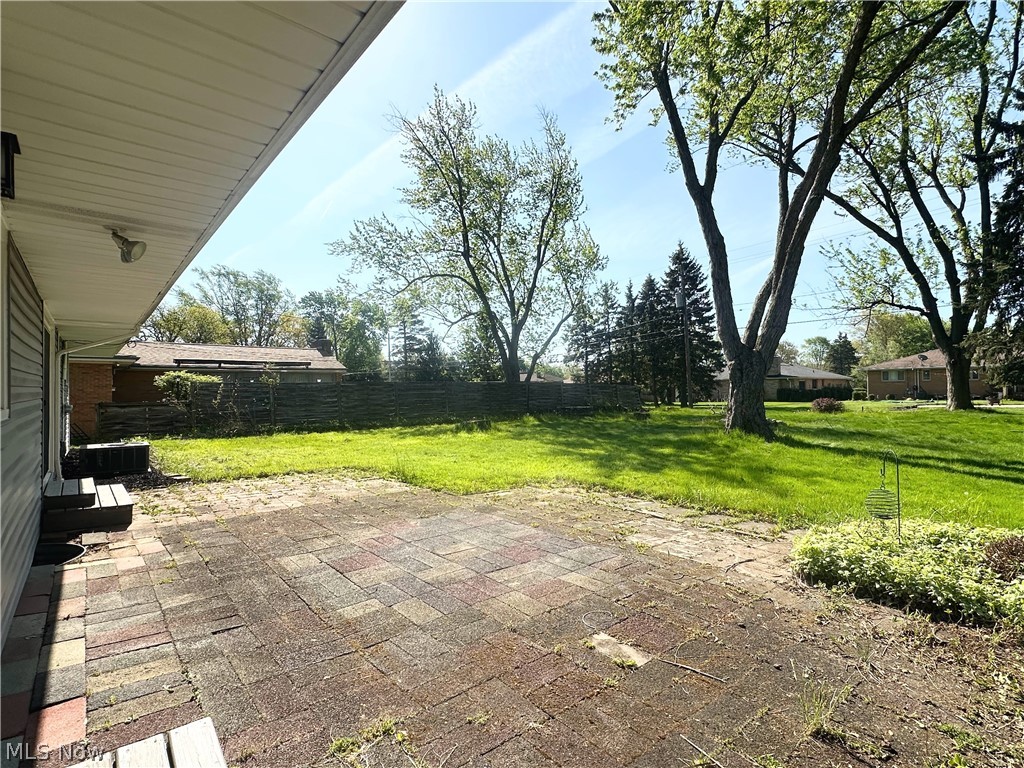 244 Starlight Drive Seven Hills OH 44131