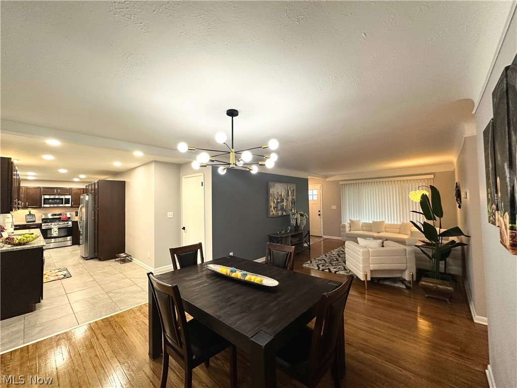 244 Starlight Drive Seven Hills OH 44131