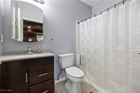 40175 Banks Road Grafton OH 44044