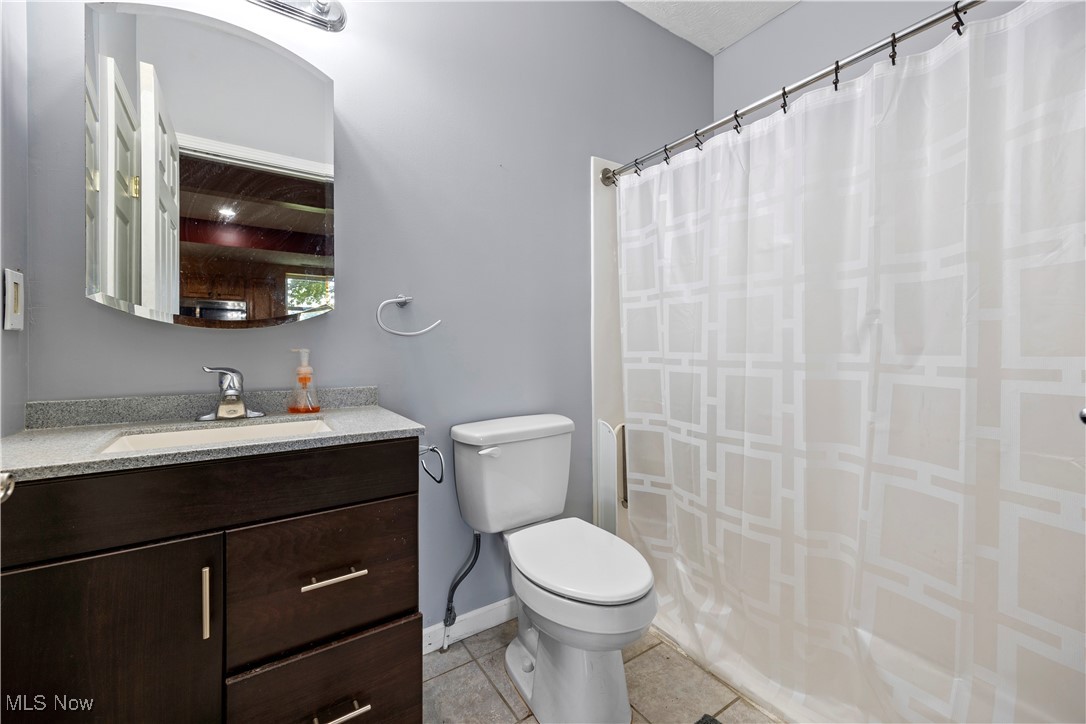 40175 Banks Road Grafton OH 44044