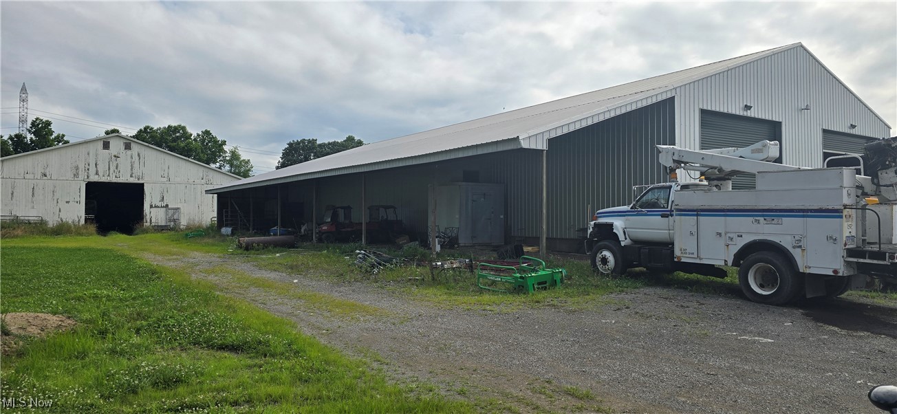 40175 Banks Road Grafton OH 44044