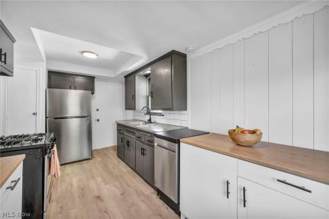 4117 Wyncote Road South Euclid OH 44121