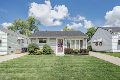 16225 Clearview Avenue Cleveland OH 44128
