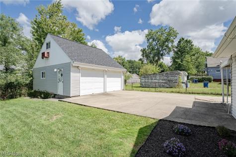 16225 Clearview Avenue Cleveland OH 44128