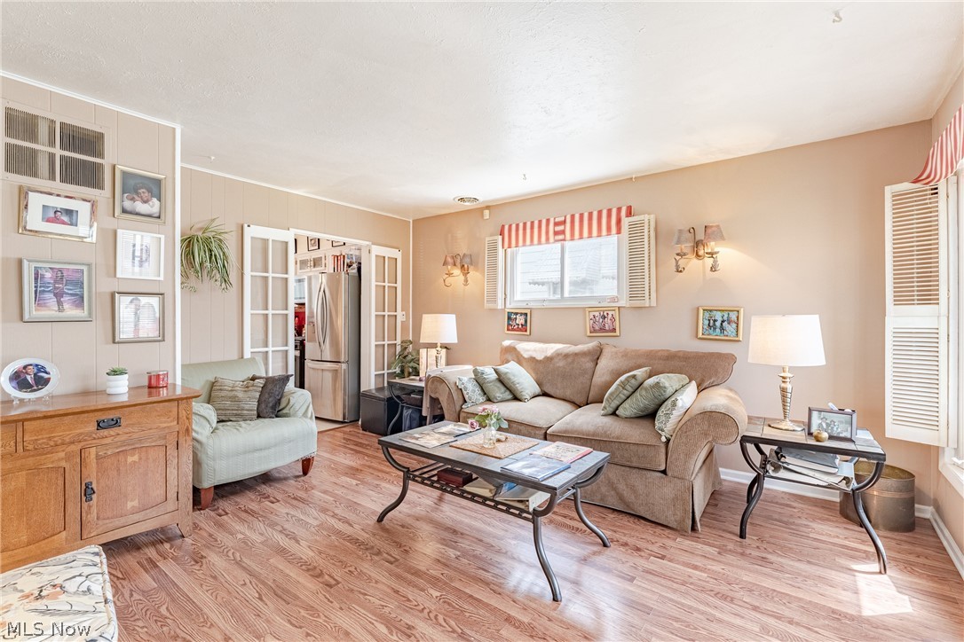 16225 Clearview Avenue Cleveland OH 44128