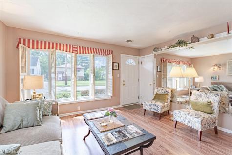 16225 Clearview Avenue Cleveland OH 44128
