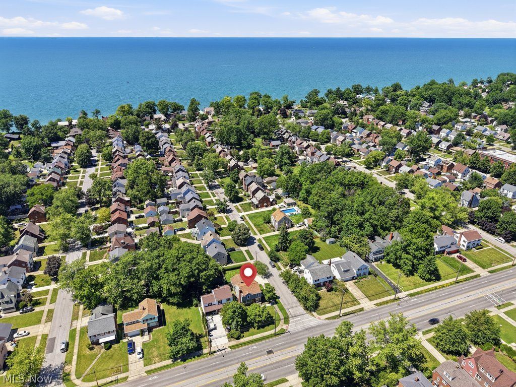 19691 Lake Shore Boulevard Cleveland OH 44119