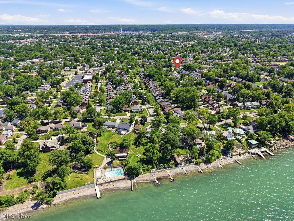 19691 Lake Shore Boulevard Cleveland OH 44119