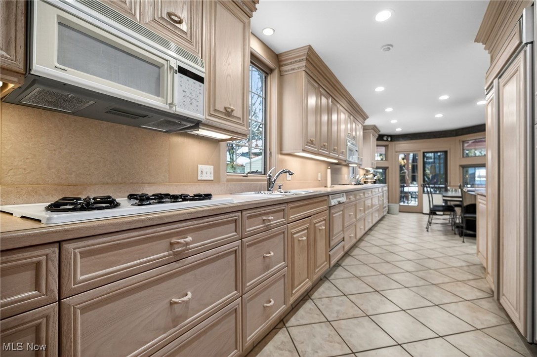 3498 Bainbridge Road Cleveland Heights OH 44118