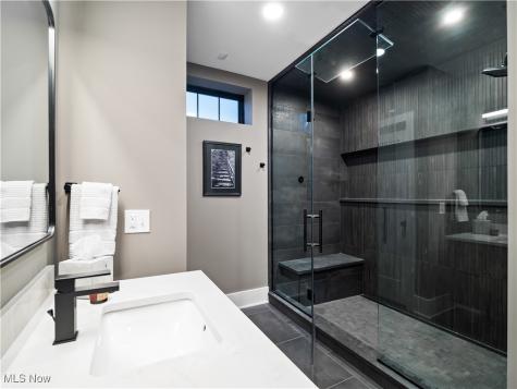 17788 Edgewater Drive Lakewood OH 44107