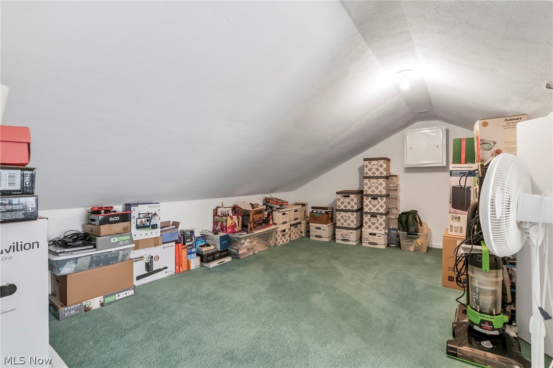 557 Hillsdale Drive Coshocton OH 43812