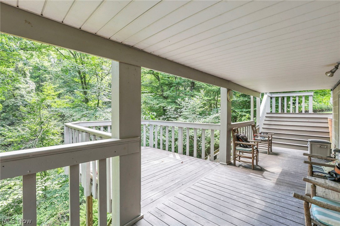 557 Hillsdale Drive Coshocton OH 43812