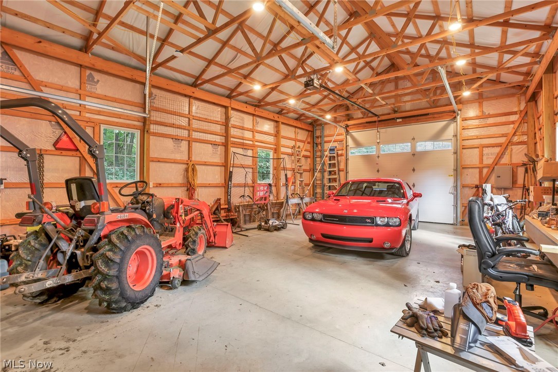 557 Hillsdale Drive Coshocton OH 43812