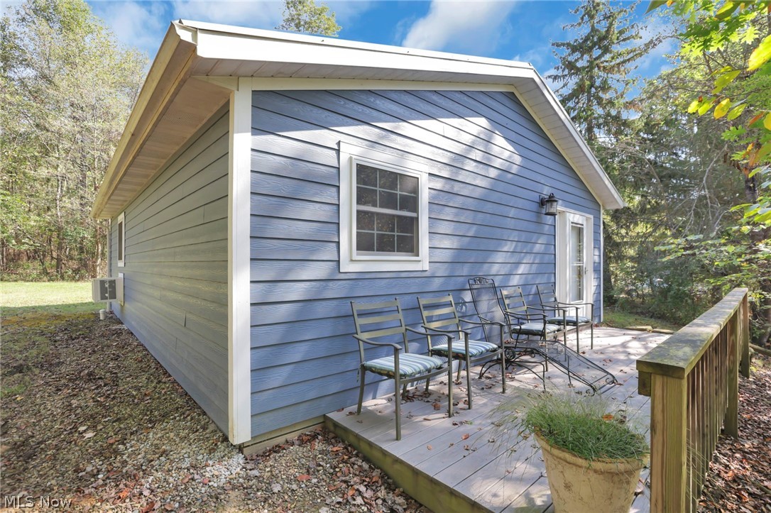 557 Hillsdale Drive Coshocton OH 43812