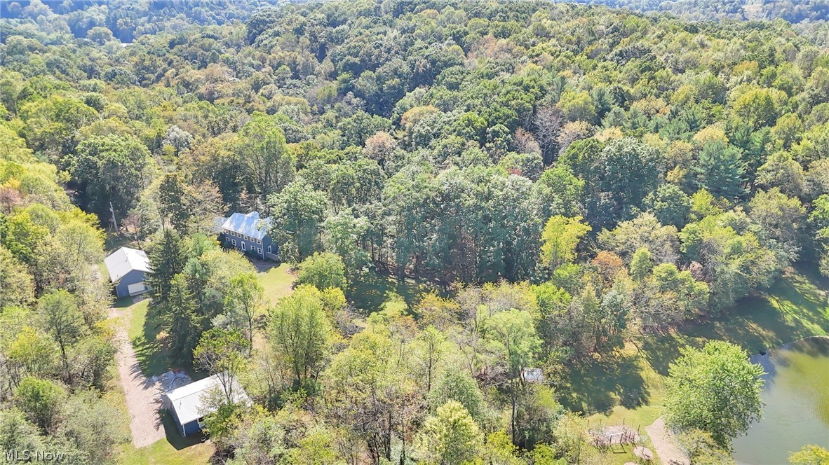 557 Hillsdale Drive Coshocton OH 43812