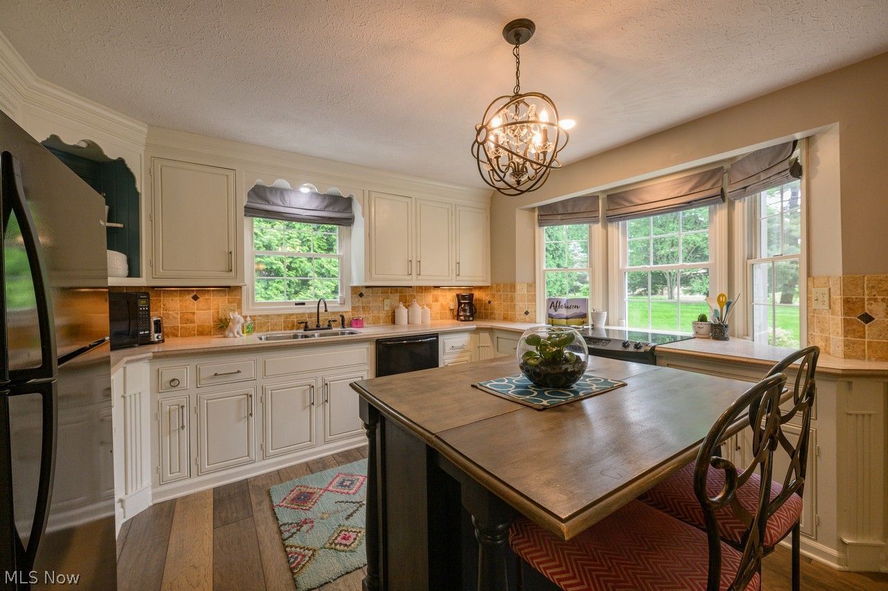 9864 Beryl Street NW Canal Fulton OH 44614