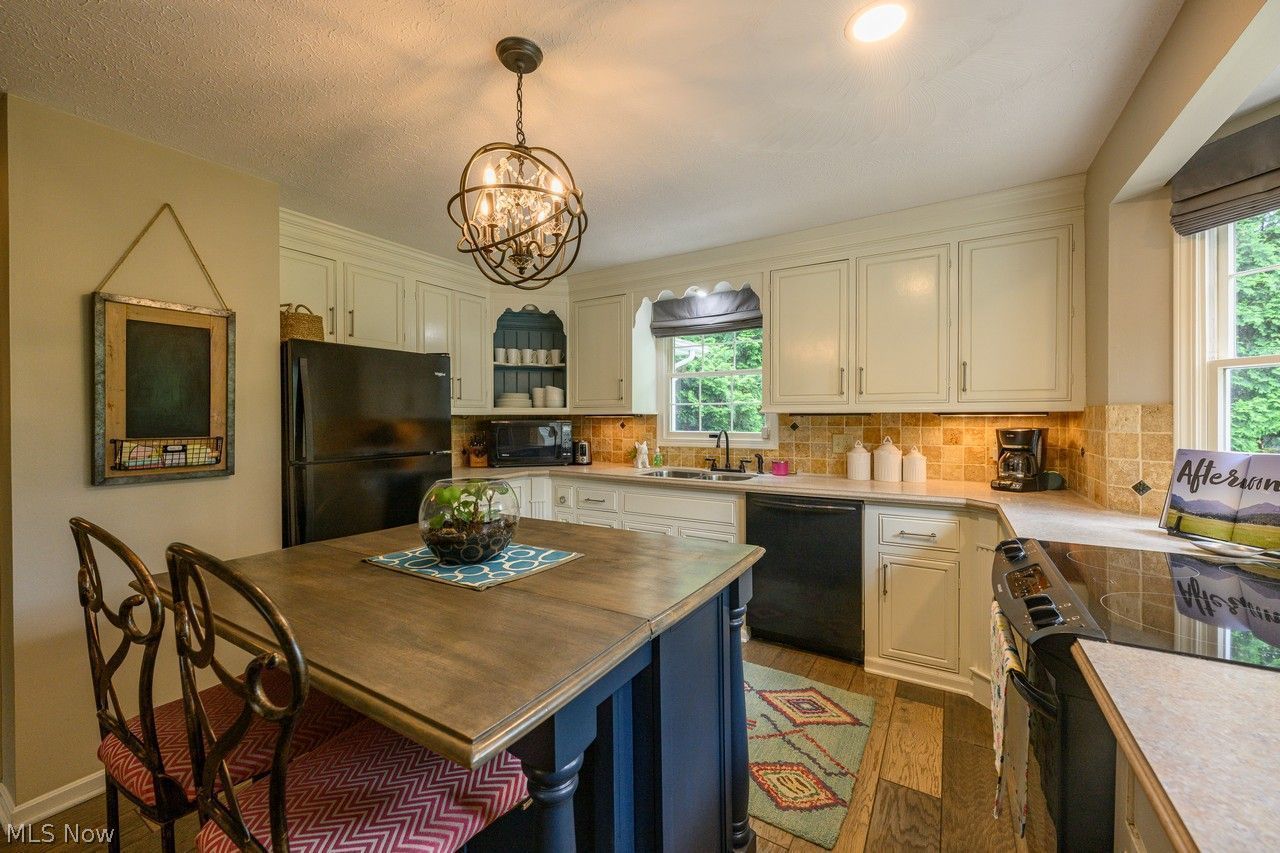 9864 Beryl Street NW Canal Fulton OH 44614