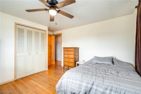6826 Lynett Drive Parma OH 44129