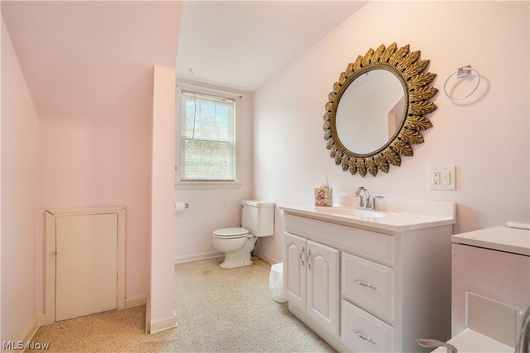 11 Ross Drive Akron OH 44313