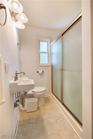 11 Ross Drive Akron OH 44313