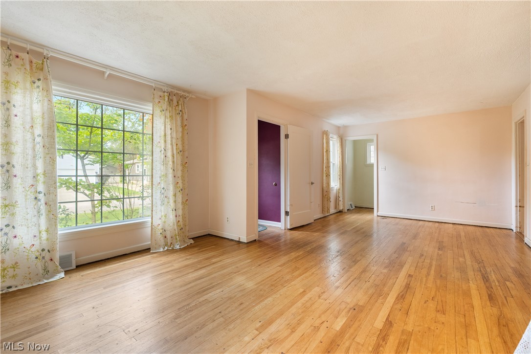 11 Ross Drive Akron OH 44313