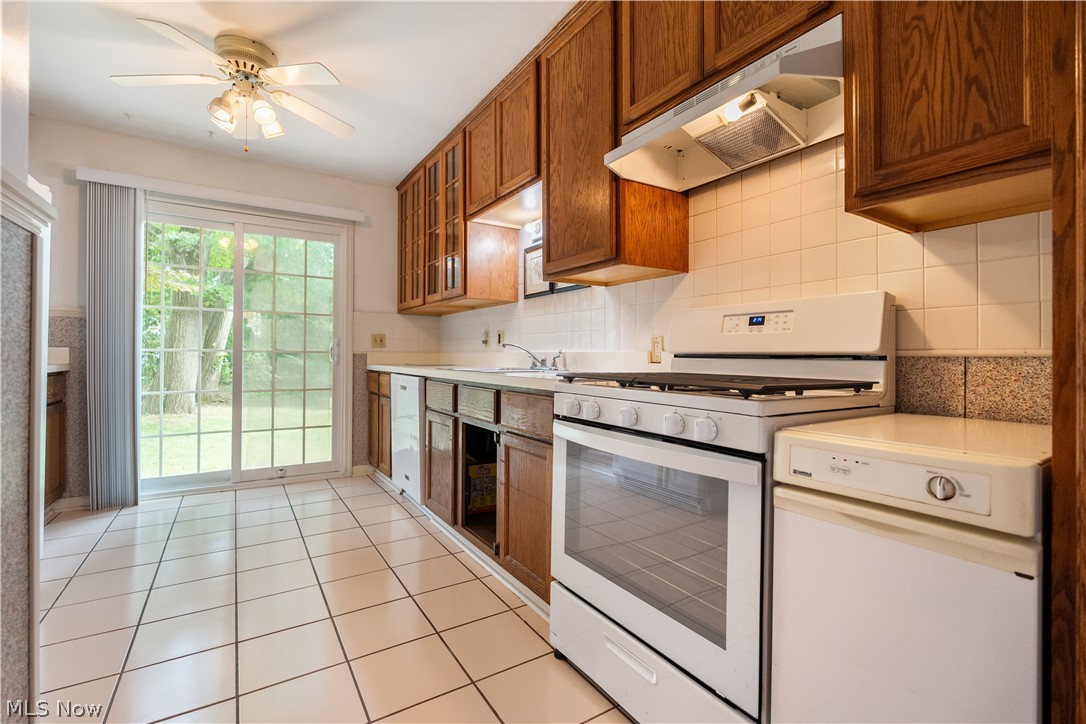 11 Ross Drive Akron OH 44313